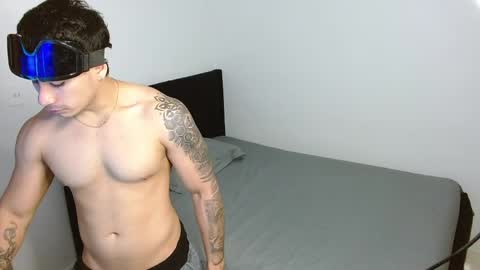 Snapshot of m1chaelx_ chatting on 04.05.26 MICHAEL online show from 04.05.26