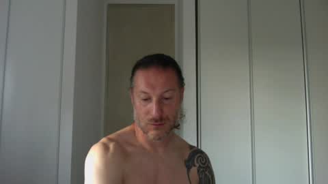 Snapshot of m4rduk81 chatting on 08.01.26 m4rduk online show from 08.01.26