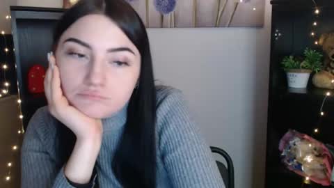 m_i_k_i_ online show from 01.19.26