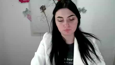 m_i_k_i_ online show from 03.09.26