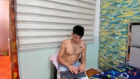 Snapshot of maaster420 chatting on 02.03.25 itgram pezlo josue online show from 02.03.25