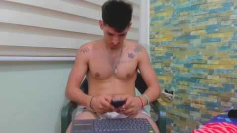 Snapshot of maaster420 chatting on 02.25.25 itgram pezlo josue online show from 02.25.25