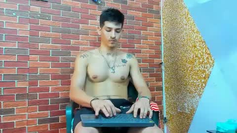 Snapshot of maaster420 chatting on 02.26.25 itgram pezlo josue online show from 02.26.25