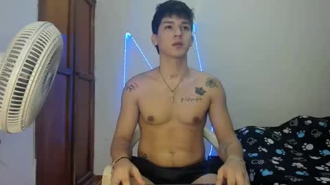 Snapshot of maaster420 chatting on 09.25.25 itgram pezlo josue online show from 09.25.25