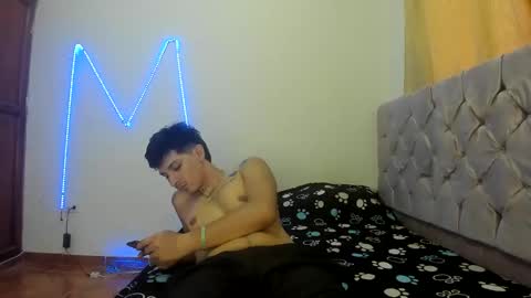 Snapshot of maaster420 chatting on 10.05.25 itgram pezlo josue online show from 10.05.25