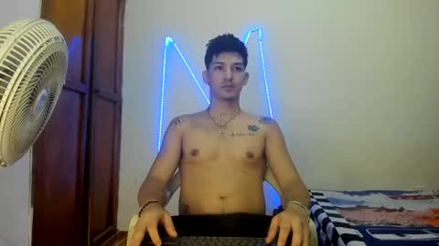 Snapshot of maaster420 chatting on 10.06.25 itgram pezlo josue online show from 10.06.25