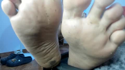 Snapshot of maaster420 chatting on 10.08.25 itgram pezlo josue online show from 10.08.25