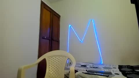 Snapshot of maaster420 chatting on 11.13.25 itgram pezlo josue online show from 11.13.25