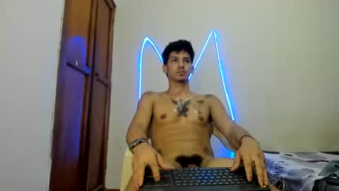 Snapshot of maaster420 chatting on 12.13.25 itgram pezlo josue online show from 12.13.25