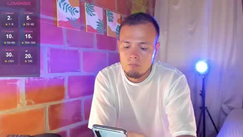   online show from 12.11.24