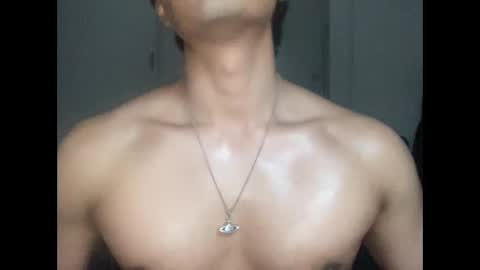 Snapshot of mac_cain chatting on 12.04.25 Maccain online show from 12.04.25