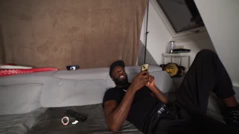 Mac Troy online show from 12.13.24