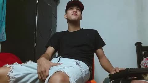 MACHO DOMINANTE online show from 09.15.25