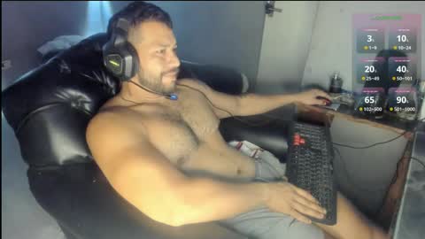 Snapshot of machohandsome chatting on 04.07.26 Javier papichulo master how do you want online show from 04.07.26