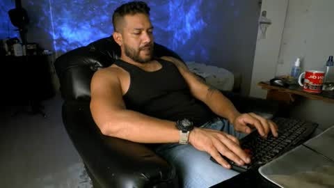 Snapshot of machohandsome chatting on 06.14.26 Javier papichulo master how do you want online show from 06.14.26
