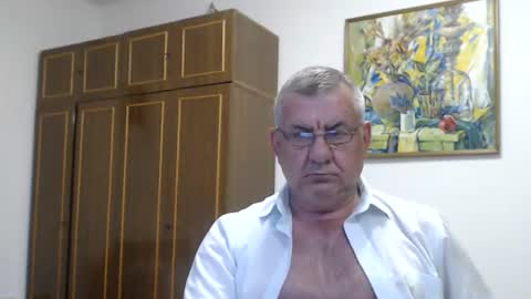 Snapshot of machomale3 chatting on 06.26.26 Macho online show from 06.26.26