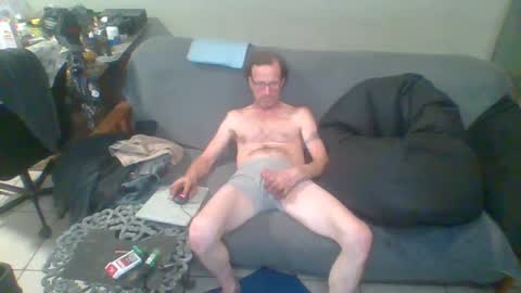 Snapshot of mackdog1369 chatting on 02.27.25 mackdog1369 online show from 02.27.25