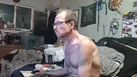 mackdog1369 online show from 03.19.26