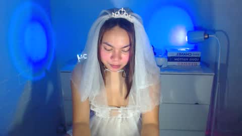 Snapshot of madame_ivy chatting on 07.15.26 Ivy online show from 07.15.26