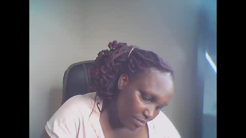 Snapshot of madame_pleasure40 chatting on 05.11.26 madame_pleasure40 online show from 05.11.26