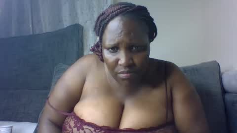 Snapshot of madame_pleasure40 chatting on 05.14.26 madame_pleasure40 online show from 05.14.26