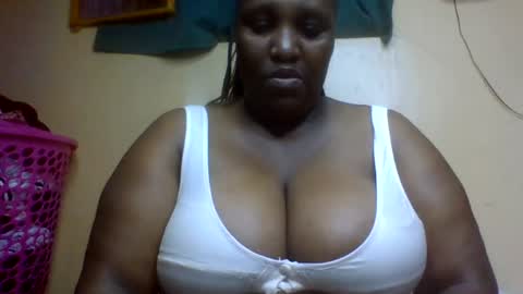 Snapshot of madame_pleasure40 chatting on 07.05.26 madame_pleasure40 online show from 07.05.26