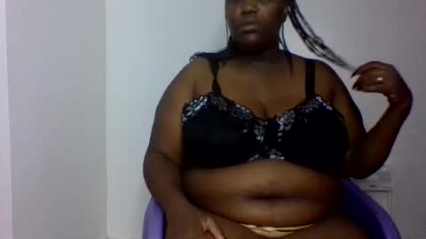 Snapshot of madame_pleasure40 chatting on 07.13.26 madame_pleasure40 online show from 07.13.26