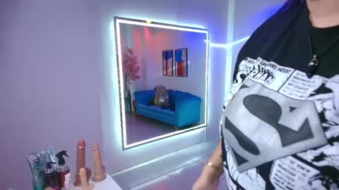 Snapshot of madame_scarllet chatting on 05.21.26 Madame Scarllet online show from 05.21.26