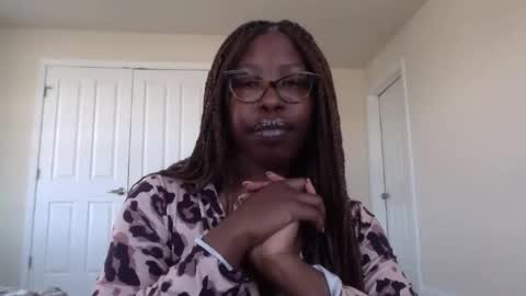 YourMadamIndigo online show from 03.12.25