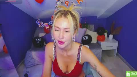 Snapshot of madammilly chatting on 10.23.25 Evelyn online show from 10.23.25