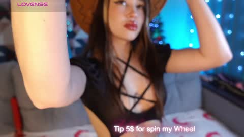 Snapshot of maddi_s_here chatting on 12.14.24 Maddi online show from 12.14.24