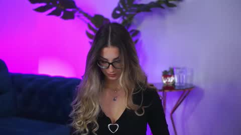 Maddie online show from 11.18.25