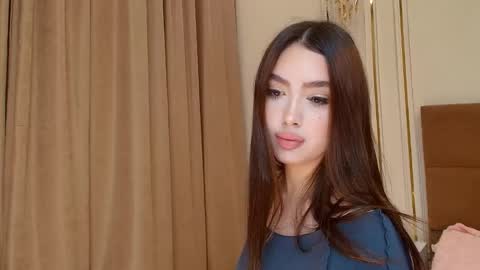 Madelaine online show from 05.19.26