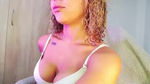 maddiie and clyde online show from 09.25.25