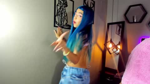 Snapshot of maddiiebrooks chatting on 01.11.25 Maddie online show from 01.11.25