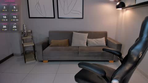 Maddison online show from 01.08.25