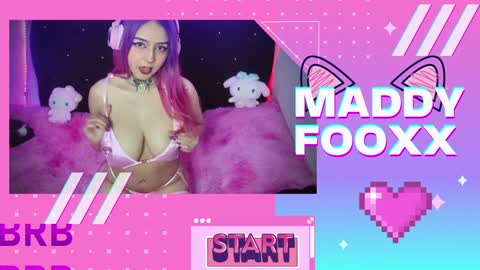 Maddy Foox online show from 01.04.25