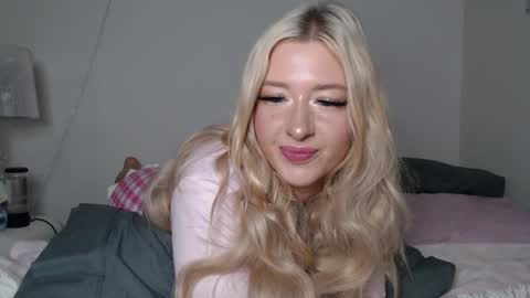 maddyyy call me yours tho online show from 03.02.26