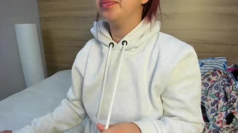 Madelaine  online show from 03.21.26