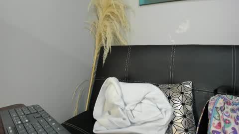 Snapshot of madelaine_blosson chatting on 04.20.26 Madelaine online show from 04.20.26