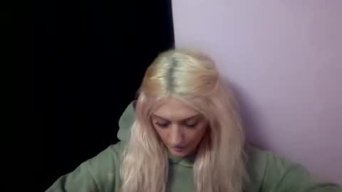 madeline online show from 11.30.25