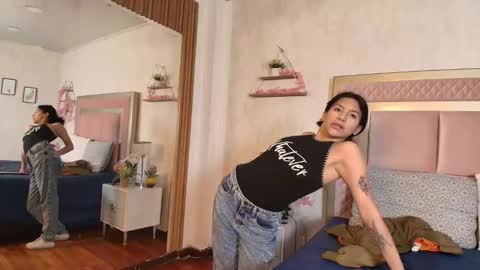 madhison_5 online show from 04.16.26