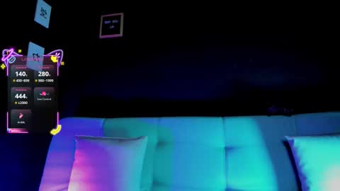 Madison Watson online show from 12.04.25