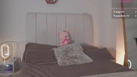 Valentina   1030   530  -  online show from 03.12.26