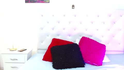 Jenny  online show from 03.07.25