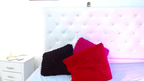 Jenny  online show from 03.08.25