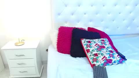 Jenny  online show from 03.11.25