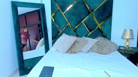 Snapshot of madison_rinaldi chatting on 01.27.25 madison_rinaldi online show from 01.27.25