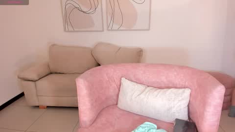 Snapshot of madisonkane chatting on 10.30.25 Madison Kane online show from 10.30.25