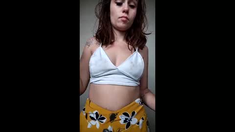 Snapshot of madisonthomas18 chatting on 05.27.26 My name is madi Lushdomi is activeThere are legends that in this room all your wishes can come true Private is Open online show from 05.27.26